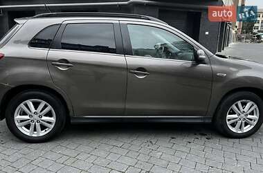 Внедорожник / Кроссовер Mitsubishi ASX 2011 в 