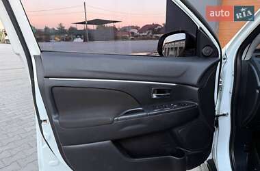 Внедорожник / Кроссовер Mitsubishi ASX 2011 в 