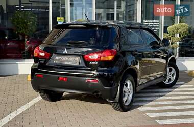 Внедорожник / Кроссовер Mitsubishi ASX 2012 в 