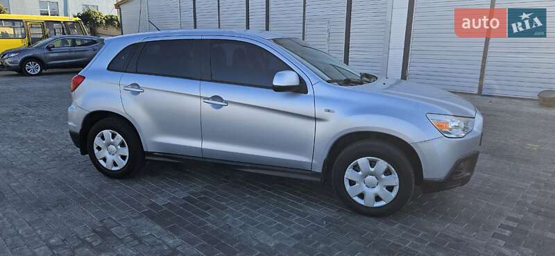 Внедорожник / Кроссовер Mitsubishi ASX 2011 в Черкассах