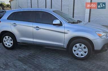 Внедорожник / Кроссовер Mitsubishi ASX 2011 в 