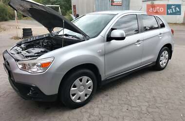 Внедорожник / Кроссовер Mitsubishi ASX 2011 в 