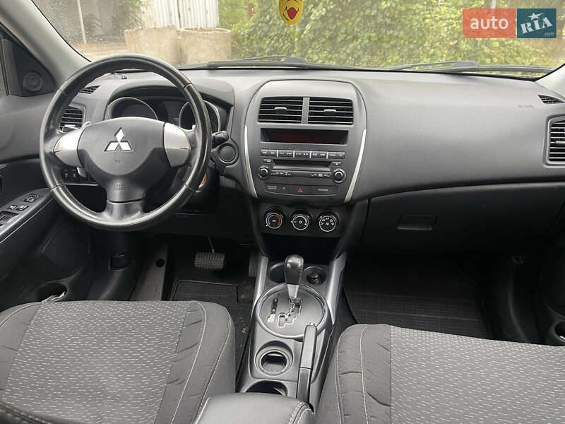 Внедорожник / Кроссовер Mitsubishi ASX 2012 в Николаеве