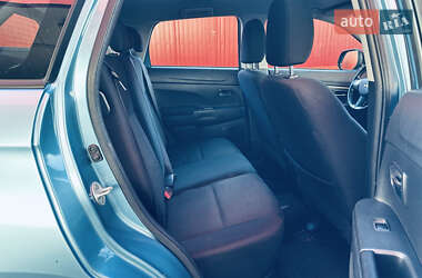 Внедорожник / Кроссовер Mitsubishi ASX 2010 в 