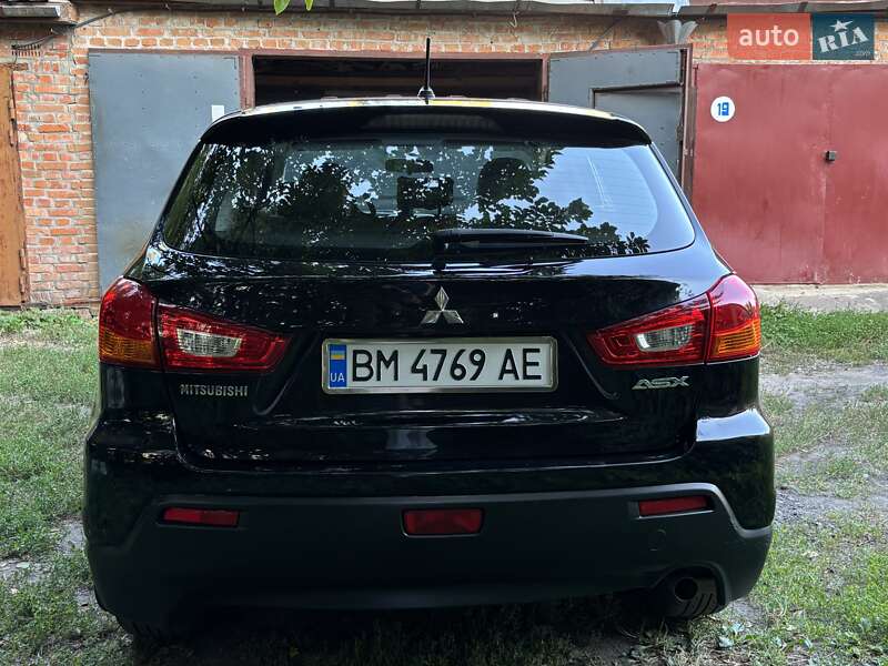 Внедорожник / Кроссовер Mitsubishi ASX 2010 в Ромнах