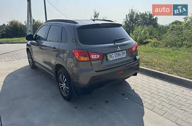 Внедорожник / Кроссовер Mitsubishi ASX 2011 в 