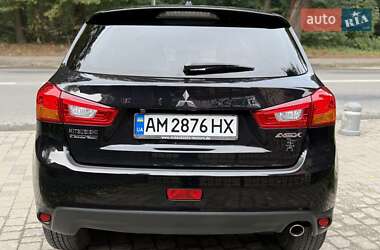 Внедорожник / Кроссовер Mitsubishi ASX 2014 в 