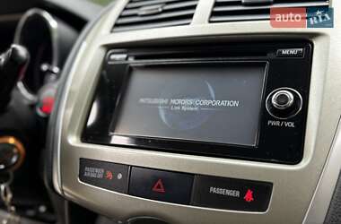Внедорожник / Кроссовер Mitsubishi ASX 2014 в 