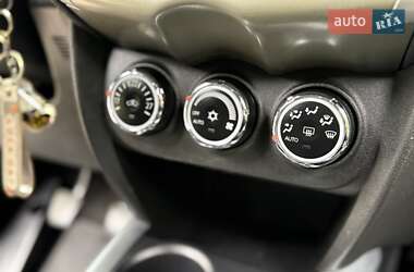 Внедорожник / Кроссовер Mitsubishi ASX 2014 в 