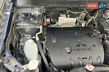 Внедорожник / Кроссовер Mitsubishi ASX 2011 в 