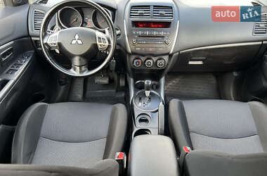 Внедорожник / Кроссовер Mitsubishi ASX 2012 в 
