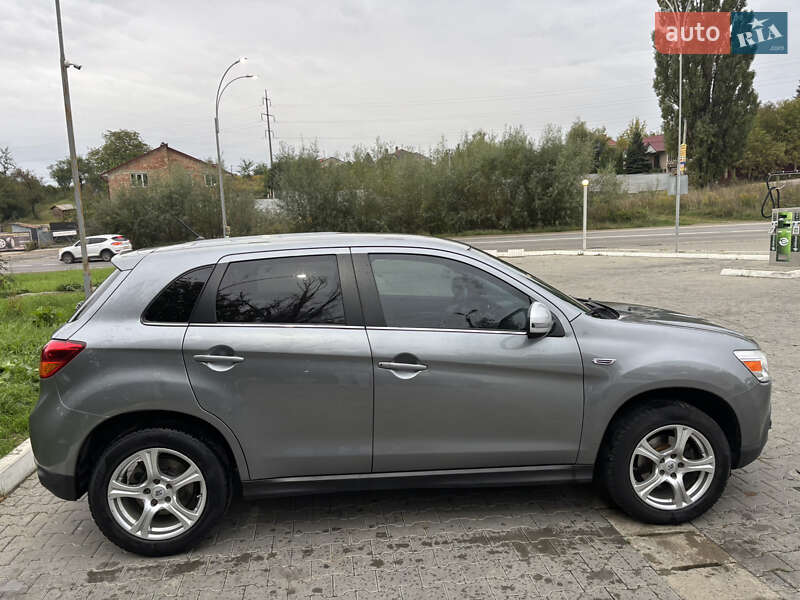 Внедорожник / Кроссовер Mitsubishi ASX 2014 в Черновцах