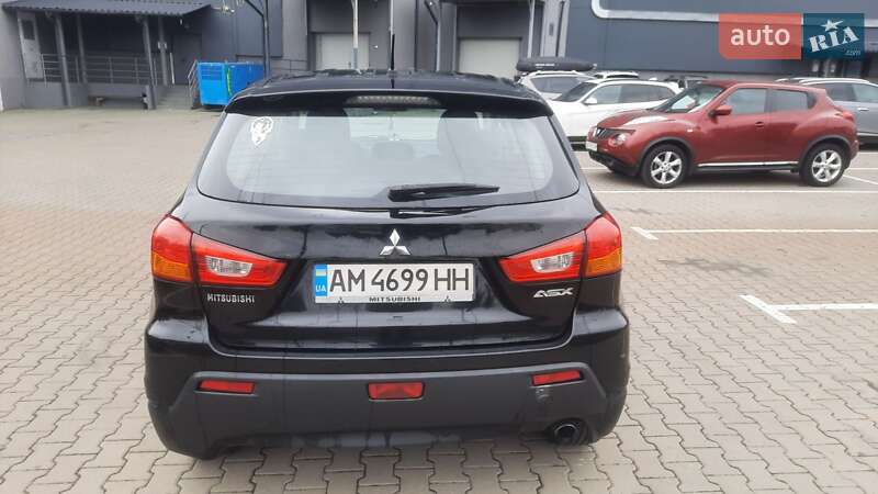 Внедорожник / Кроссовер Mitsubishi ASX 2010 в Киеве