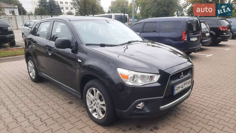 Внедорожник / Кроссовер Mitsubishi ASX 2010 в Киеве