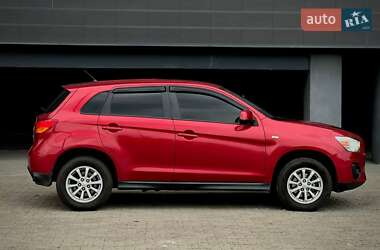 Внедорожник / Кроссовер Mitsubishi ASX 2013 в 