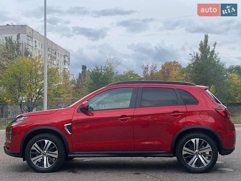 Внедорожник / Кроссовер Mitsubishi ASX 2022 в Николаеве