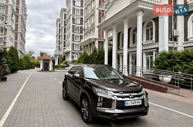 Внедорожник / Кроссовер Mitsubishi ASX 2020 в 