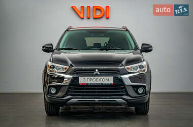 Позашляховик / Кросовер Mitsubishi ASX 2017 в  фото 5 Позашляховик / Кросовер Mitsubishi ASX 2017 в