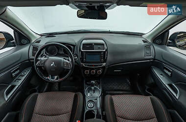 Позашляховик / Кросовер Mitsubishi ASX 2017 в  фото 11 Позашляховик / Кросовер Mitsubishi ASX 2017 в