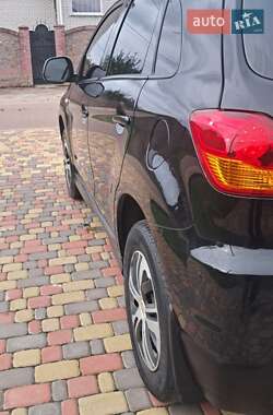 Внедорожник / Кроссовер Mitsubishi ASX 2011 в 