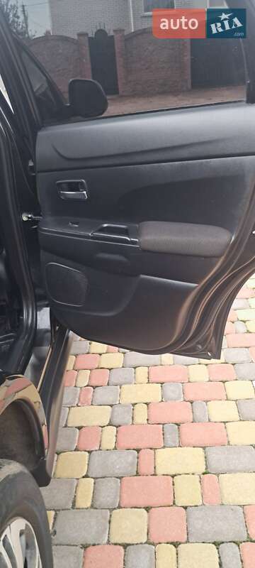 Позашляховик / Кросовер Mitsubishi ASX 2011 в Житомирі фото 17 Позашляховик / Кросовер Mitsubishi ASX 2011 в Житомирі