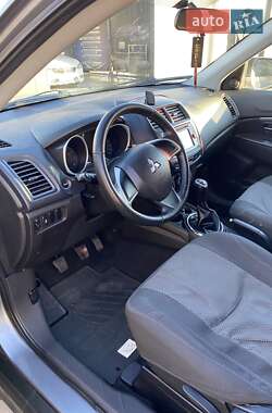 Внедорожник / Кроссовер Mitsubishi ASX 2015 в 