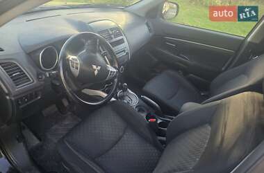 Внедорожник / Кроссовер Mitsubishi ASX 2010 в 