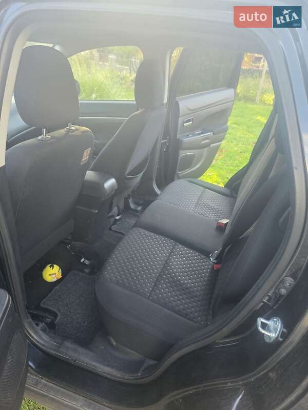 Внедорожник / Кроссовер Mitsubishi ASX 2010 в Нижней Апше фото 11 Внедорожник / Кроссовер Mitsubishi ASX 2010 в Нижней Апше