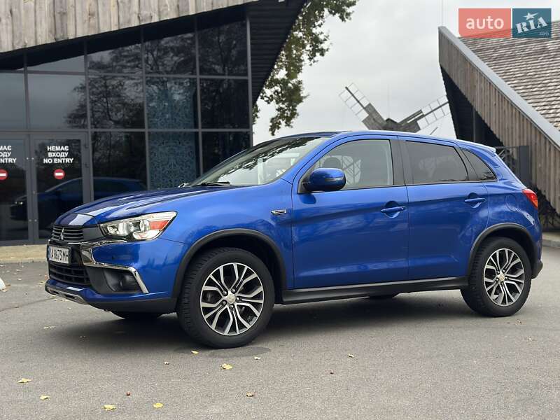 Позашляховик / Кросовер Mitsubishi ASX 2016 в Києві