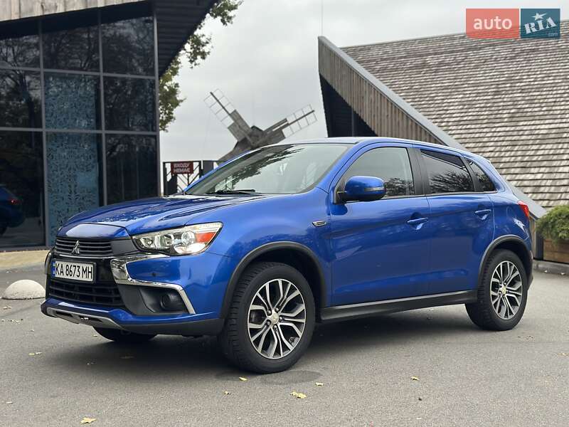 Позашляховик / Кросовер Mitsubishi ASX 2016 в Києві