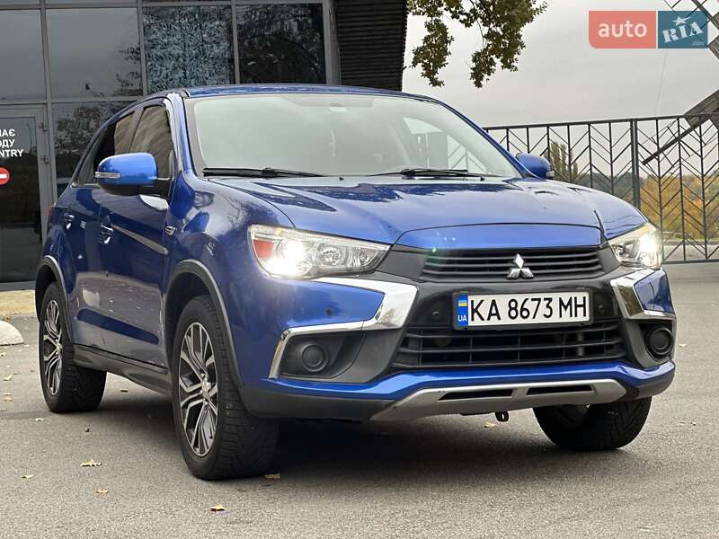 Позашляховик / Кросовер Mitsubishi ASX 2016 в Києві