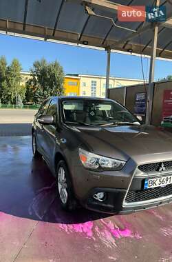 Внедорожник / Кроссовер Mitsubishi ASX 2011 в Ровно