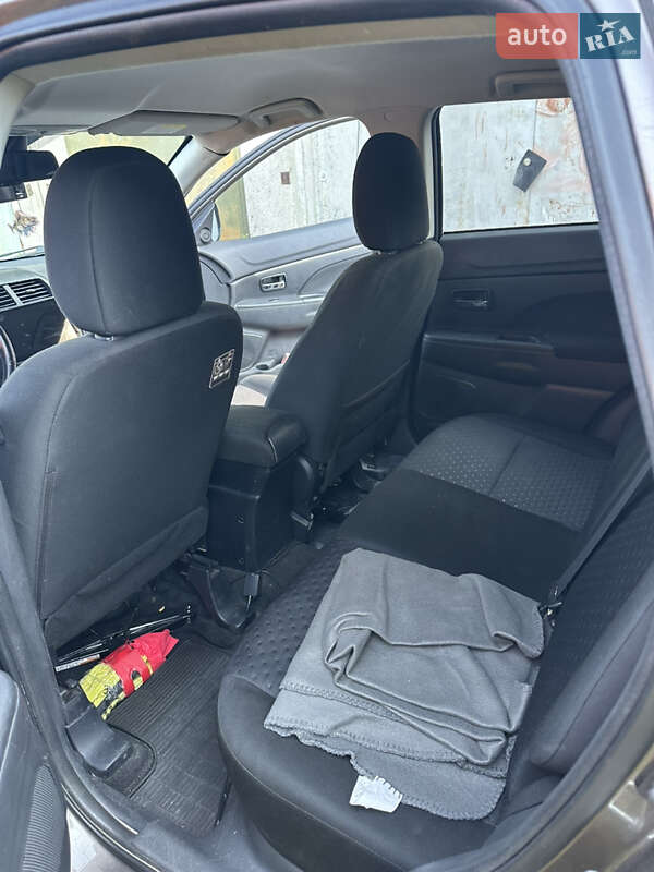 Внедорожник / Кроссовер Mitsubishi ASX 2011 в Ровно фото 6 Внедорожник / Кроссовер Mitsubishi ASX 2011 в Ровно