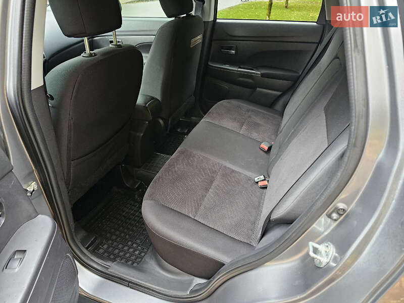 Позашляховик / Кросовер Mitsubishi ASX 2012 в Києві