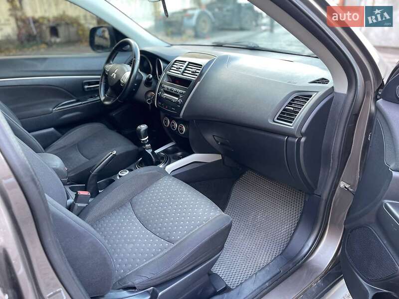 Внедорожник / Кроссовер Mitsubishi ASX 2011 в Полтаве