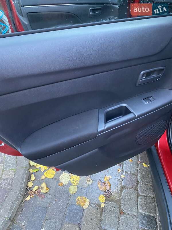 Позашляховик / Кросовер Mitsubishi ASX 2013 в Івано-Франково