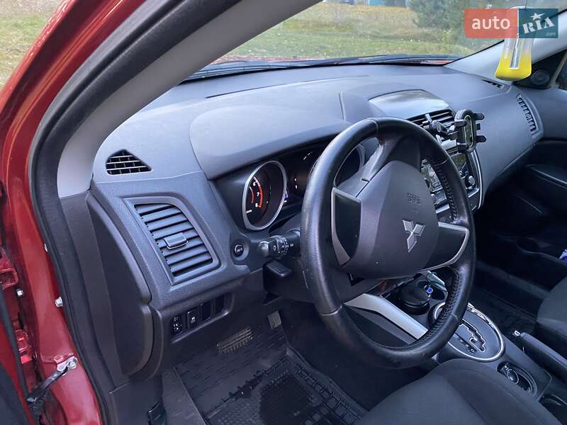 Позашляховик / Кросовер Mitsubishi ASX 2013 в Івано-Франково