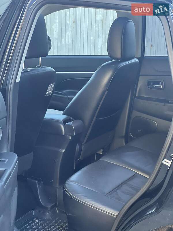 Позашляховик / Кросовер Mitsubishi ASX 2010 в Кременці