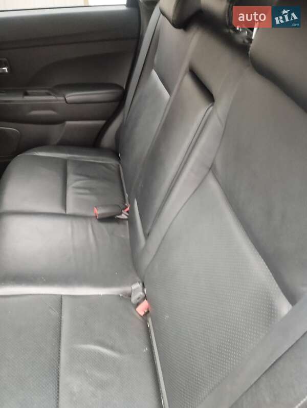 Внедорожник / Кроссовер Mitsubishi ASX 2011 в Костополе фото 8 Внедорожник / Кроссовер Mitsubishi ASX 2011 в Костополе