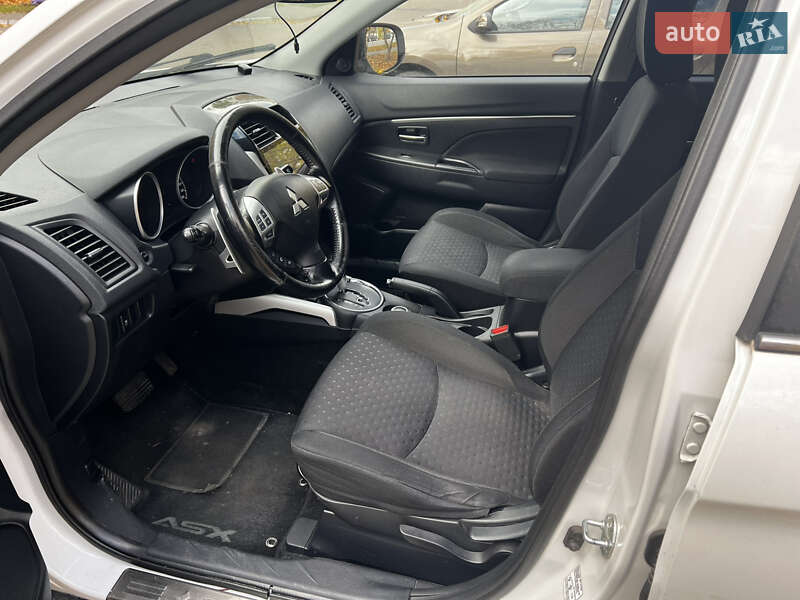 Позашляховик / Кросовер Mitsubishi ASX 2010 в Києві фото 12 Позашляховик / Кросовер Mitsubishi ASX 2010 в Києві