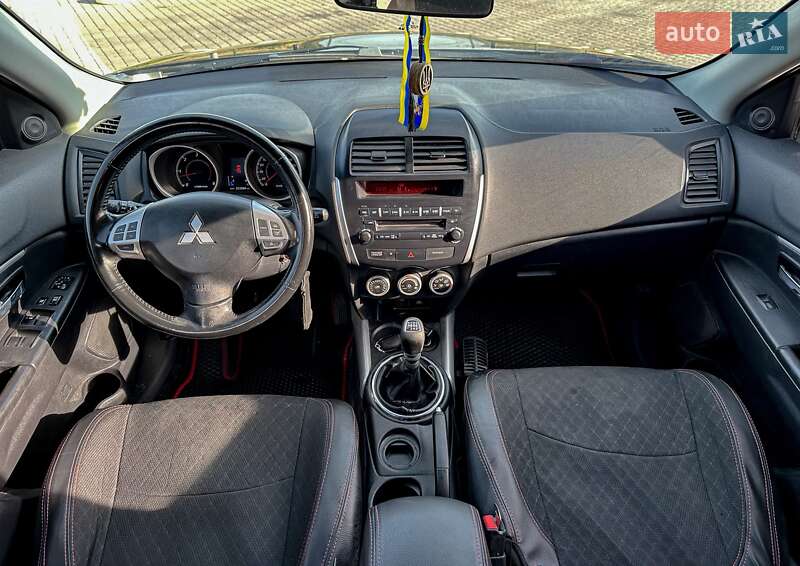 Позашляховик / Кросовер Mitsubishi ASX 2011 в Радивиліві фото 5 Позашляховик / Кросовер Mitsubishi ASX 2011 в Радивиліві