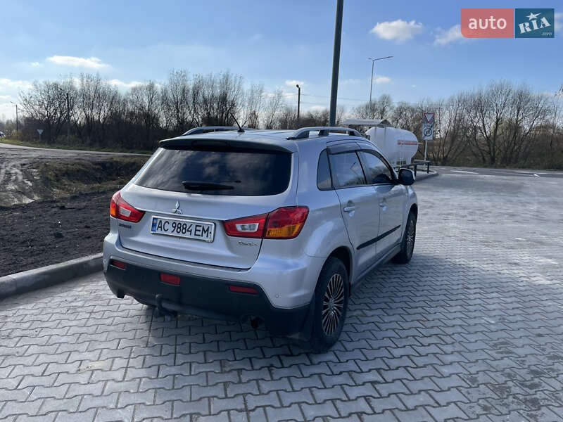 Позашляховик / Кросовер Mitsubishi ASX 2010 в Турійську