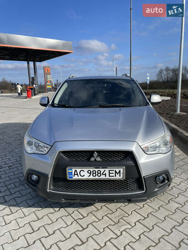 Позашляховик / Кросовер Mitsubishi ASX 2010 в Турійську