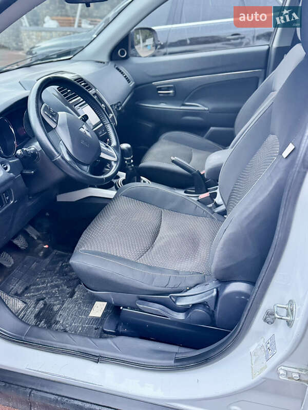 Позашляховик / Кросовер Mitsubishi ASX 2013 в Коломиї фото 9 Позашляховик / Кросовер Mitsubishi ASX 2013 в Коломиї
