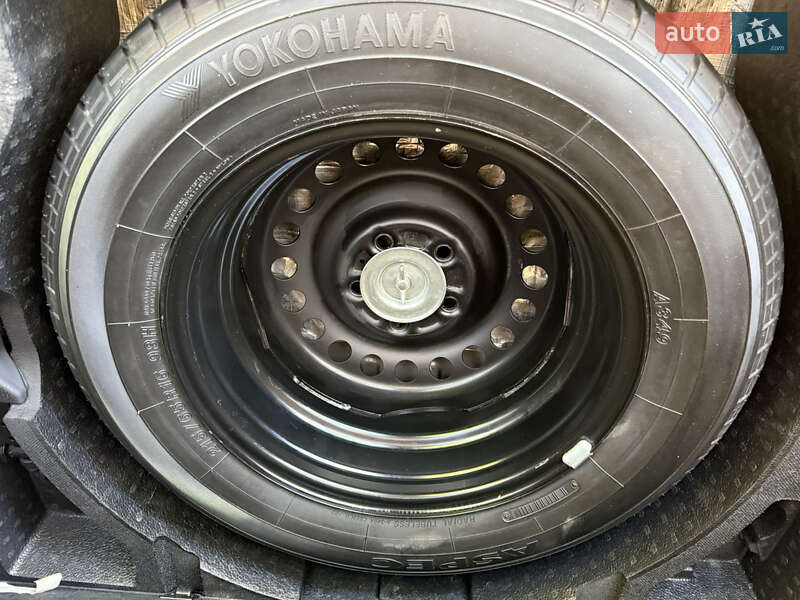 Позашляховик / Кросовер Mitsubishi ASX 2012 в Дніпрі фото 12 Позашляховик / Кросовер Mitsubishi ASX 2012 в Дніпрі