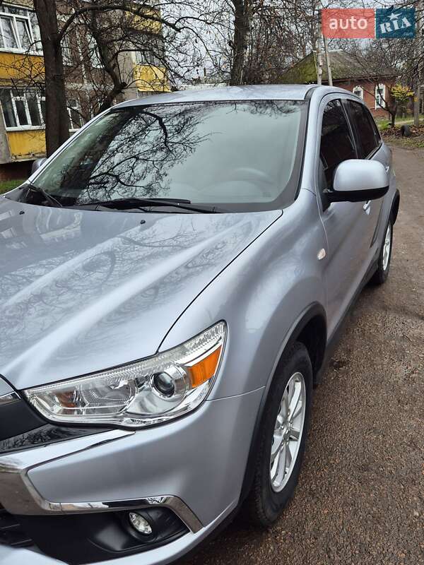 Внедорожник / Кроссовер Mitsubishi ASX 2017 в Чернигове фото 2 Внедорожник / Кроссовер Mitsubishi ASX 2017 в Чернигове