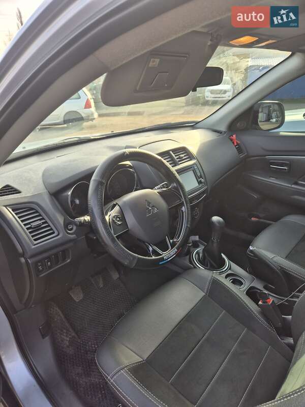 Внедорожник / Кроссовер Mitsubishi ASX 2017 в Чернигове фото 11 Внедорожник / Кроссовер Mitsubishi ASX 2017 в Чернигове