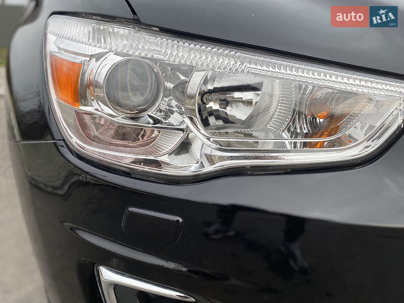 Позашляховик / Кросовер Mitsubishi ASX 2014 в Новоархангельську