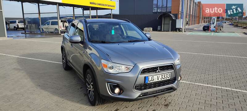 Внедорожник / Кроссовер Mitsubishi ASX 2015 в Луцке