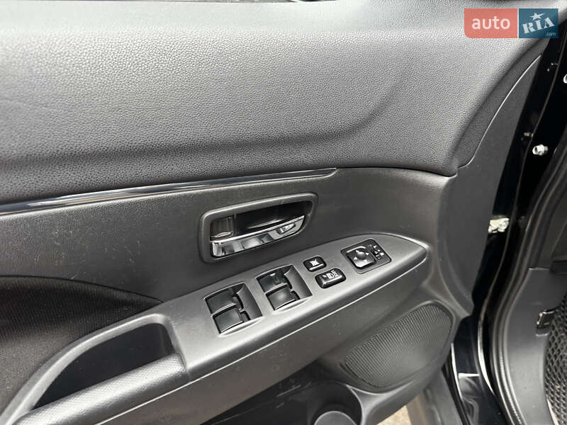 Позашляховик / Кросовер Mitsubishi ASX 2019 в Києві фото 10 Позашляховик / Кросовер Mitsubishi ASX 2019 в Києві